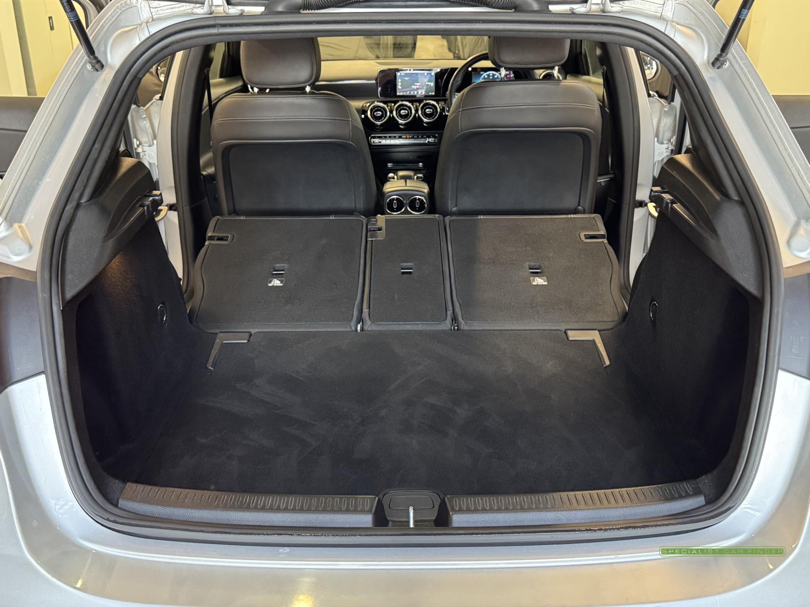 Mercedes-Benz A Class 1.5 A180d Sport Hatchback 5dr Diesel 7G-DCT Euro 6 (s/s) (116 ps)