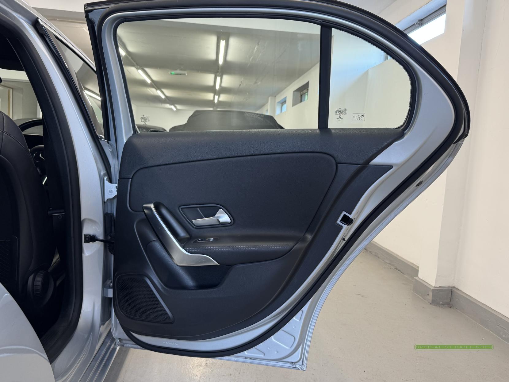 Mercedes-Benz A Class 1.5 A180d Sport Hatchback 5dr Diesel 7G-DCT Euro 6 (s/s) (116 ps)