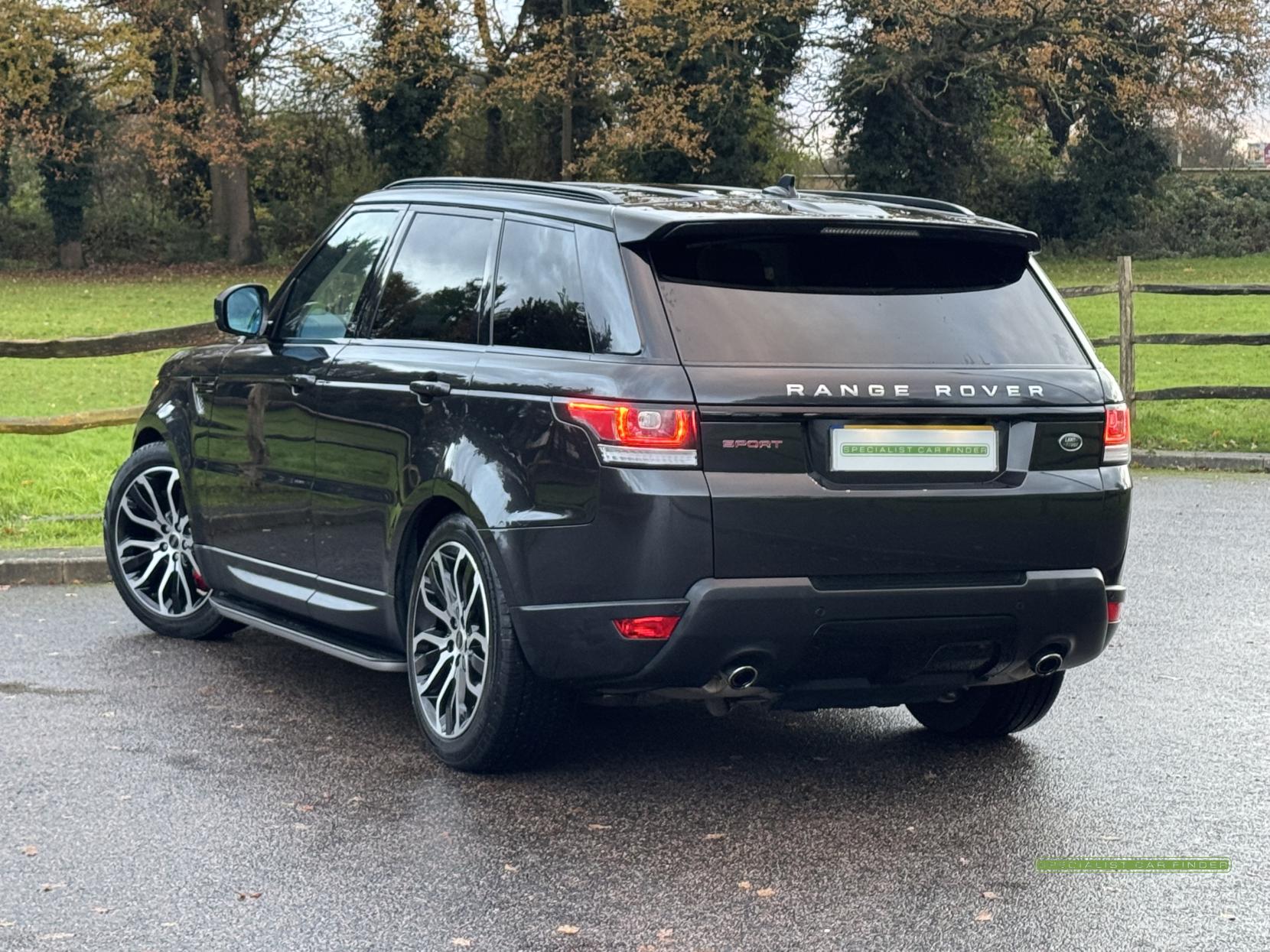 Land Rover Range Rover Sport 3.0 SD V6 HSE Dynamic SUV 5dr Diesel Auto 4WD Euro 5 (s/s) (306 ps)